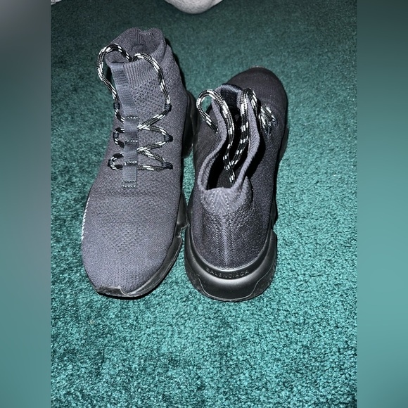 BALENCIAGA lace up sneaker for men , size 42 EURO - Picture 3 of 4